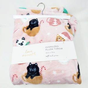 Cute Pink Christmas Cats in Mugs Print Oversized Throw Blanket Love & Warmth NWT